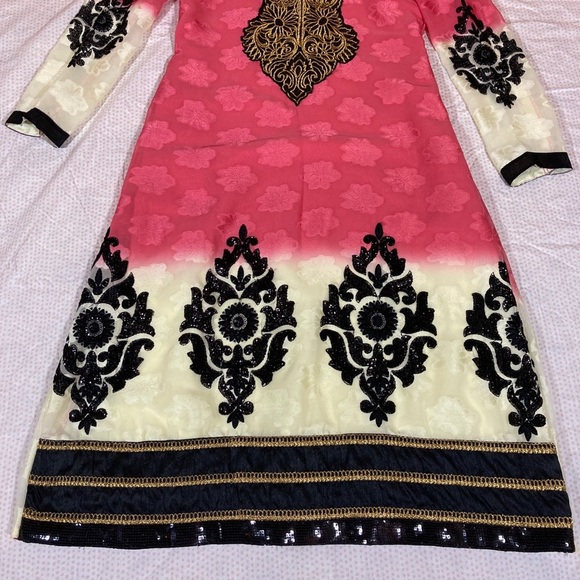 Pink, Black, & Cream Salwar Kameez Straight Suit - Picture 5 of 11